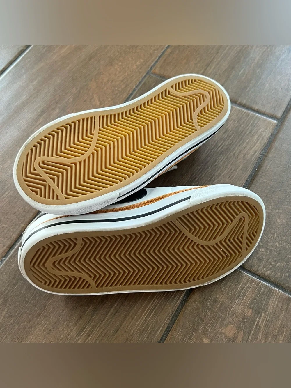Nike Court Legacy DA5382-102 size 10C Toddler Shoes